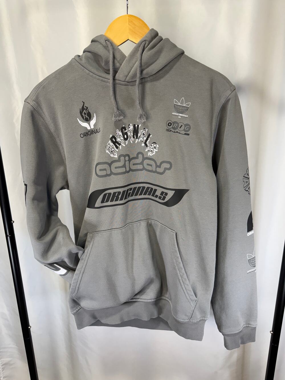 Adidas Originals Graphic Hoodie Gray Pullover Trefoil Streetwear Men’s S